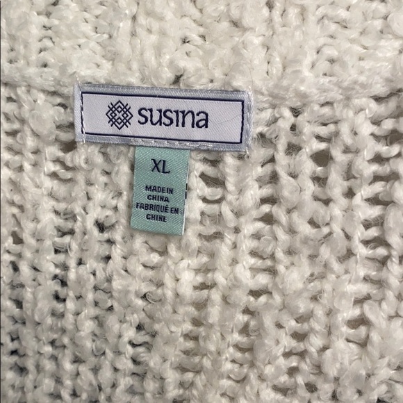 Susina Boucle Knit V-Neck Sweater White Snow - Picture 6 of 9